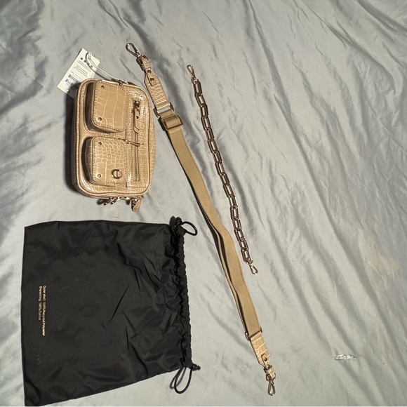 Jon’s Utility Crossbag by Ideal of Sweden - Picture 12 of 16